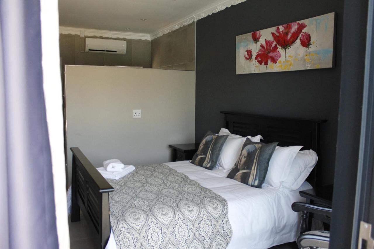Aparthotel Le Grant Guesthhouse Kroonstad Zewnętrze zdjęcie