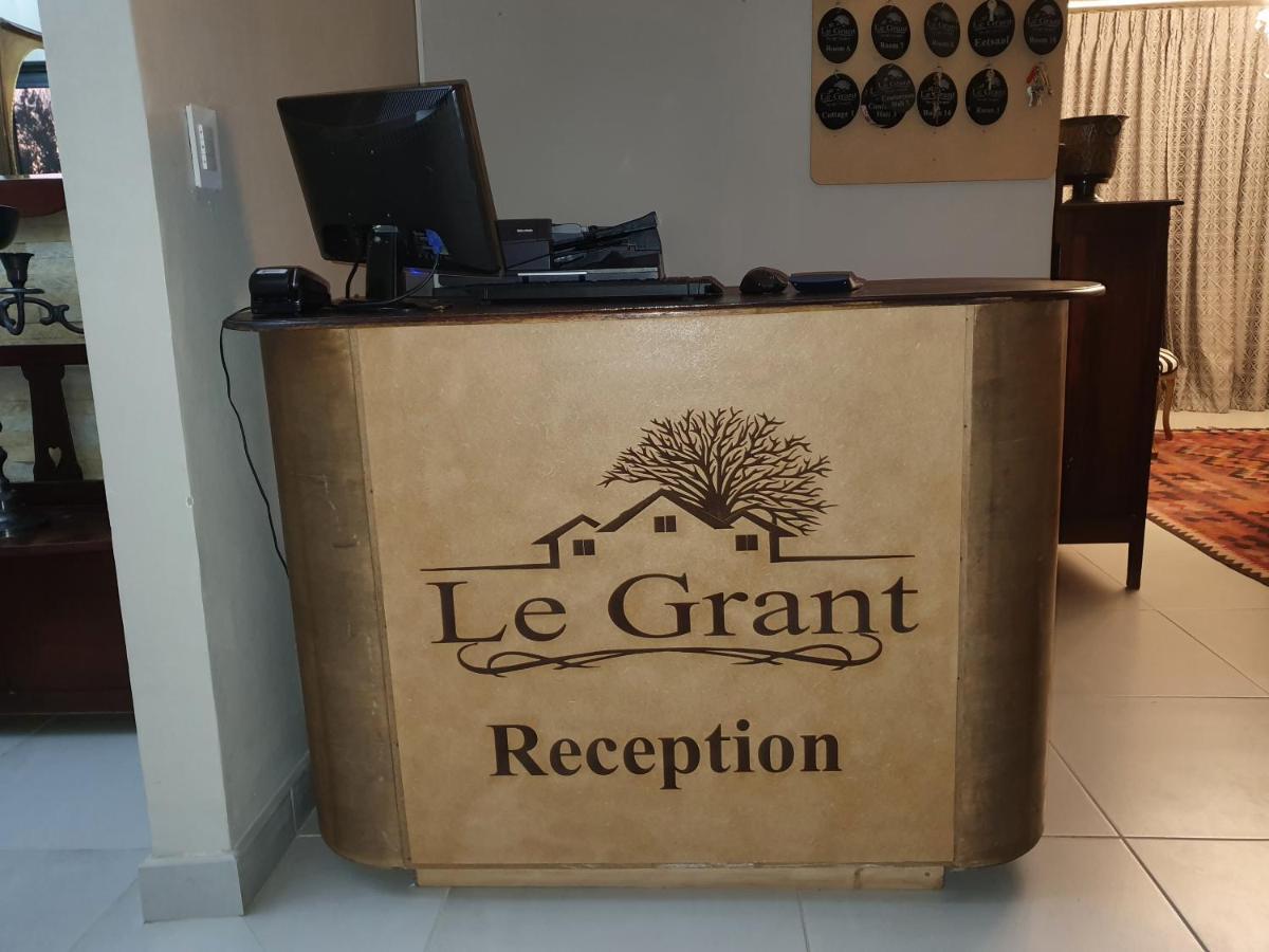 Aparthotel Le Grant Guesthhouse Kroonstad Zewnętrze zdjęcie