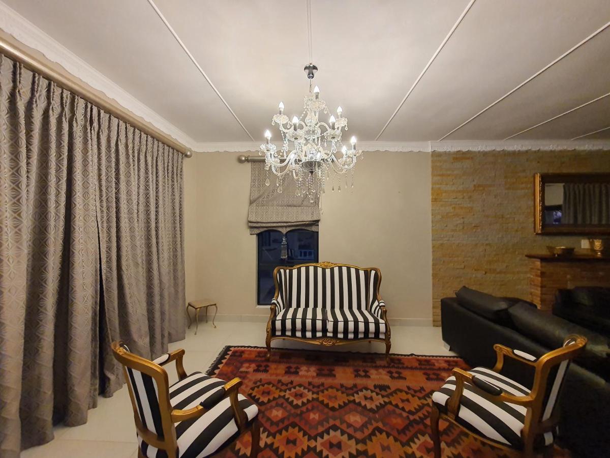Aparthotel Le Grant Guesthhouse Kroonstad Zewnętrze zdjęcie