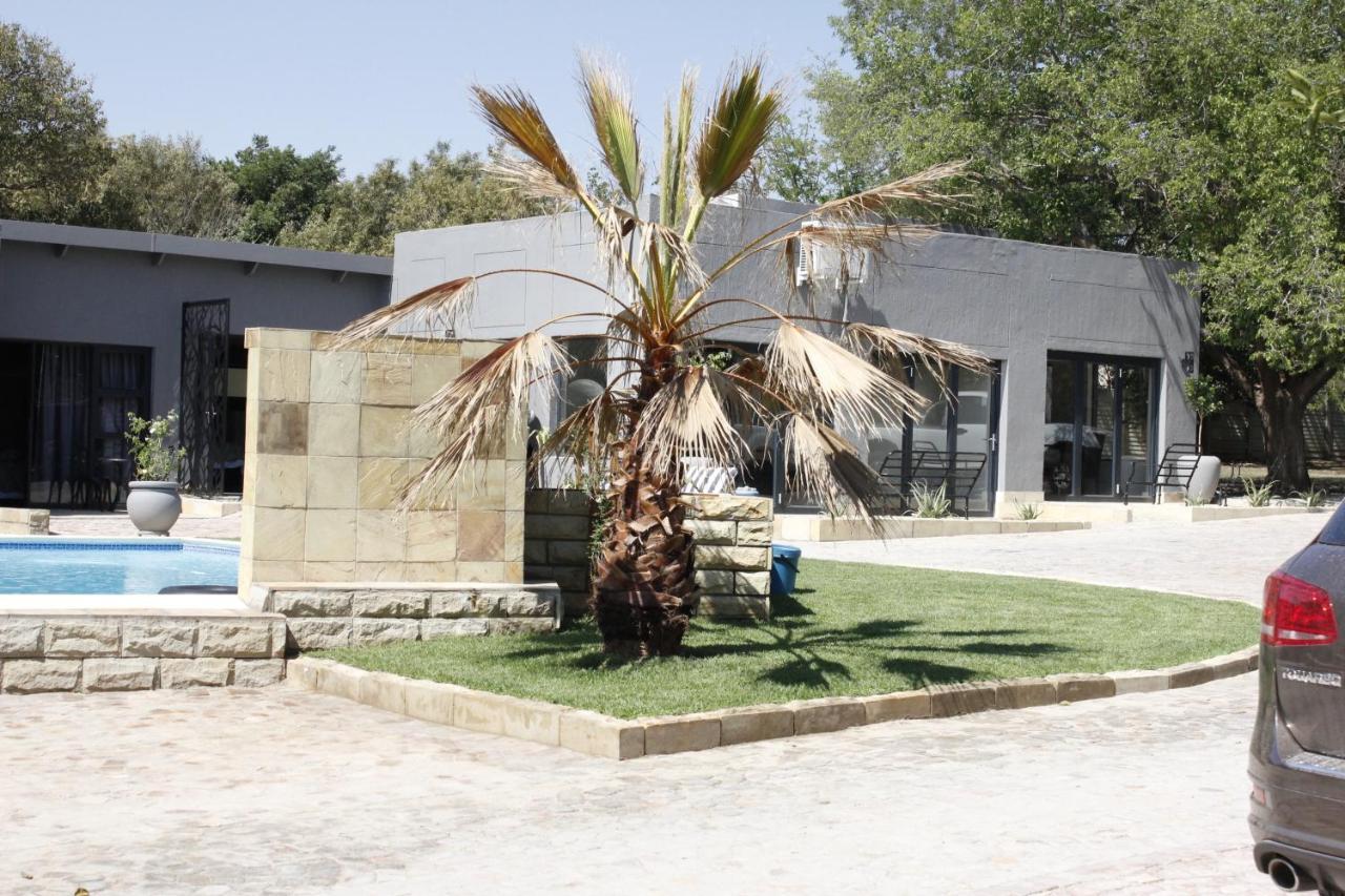 Aparthotel Le Grant Guesthhouse Kroonstad Zewnętrze zdjęcie