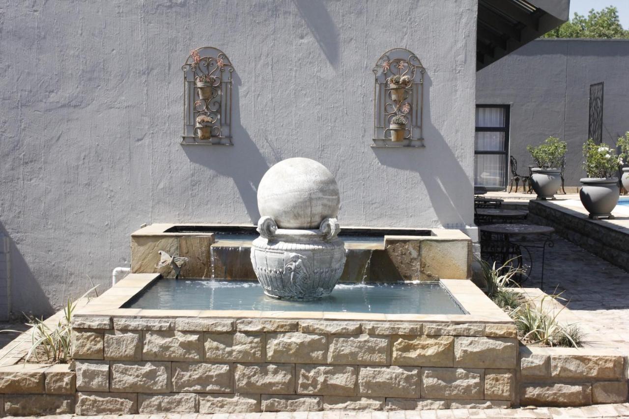 Aparthotel Le Grant Guesthhouse Kroonstad Zewnętrze zdjęcie