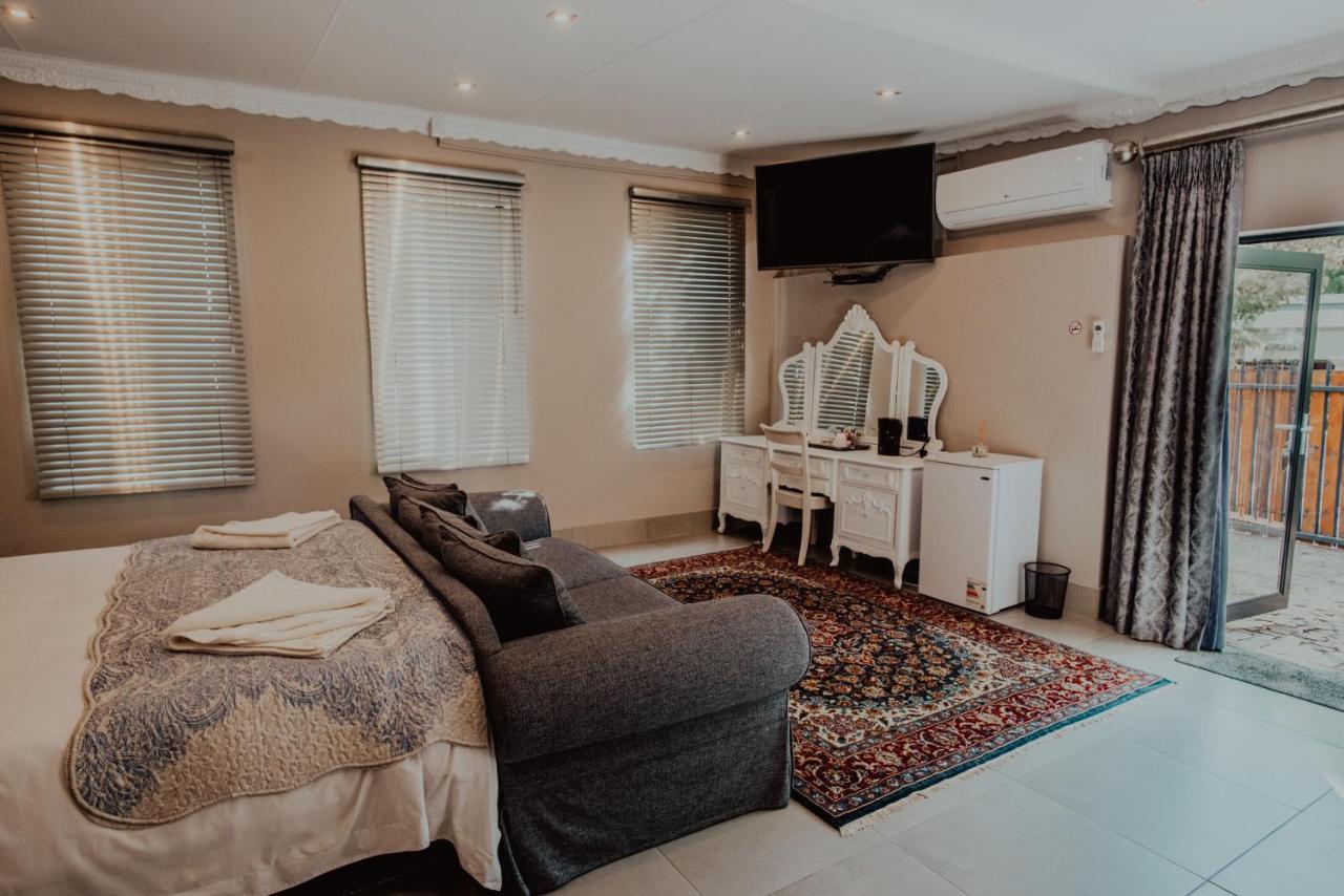 Aparthotel Le Grant Guesthhouse Kroonstad Zewnętrze zdjęcie