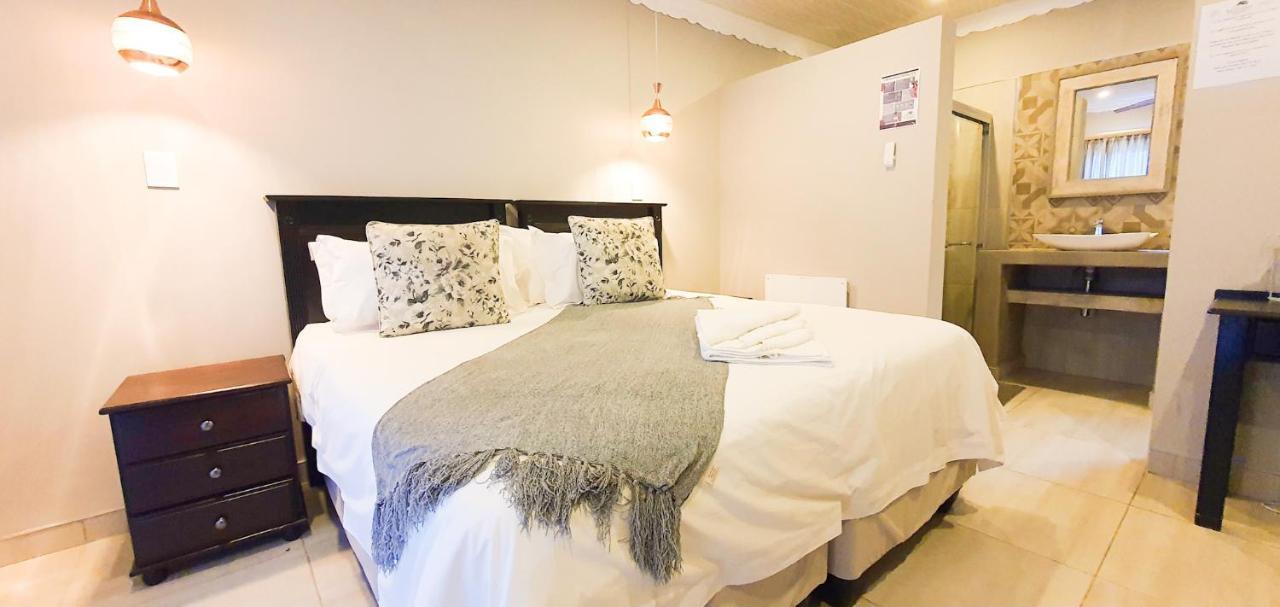 Aparthotel Le Grant Guesthhouse Kroonstad Zewnętrze zdjęcie