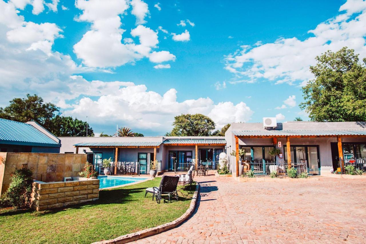 Aparthotel Le Grant Guesthhouse Kroonstad Zewnętrze zdjęcie